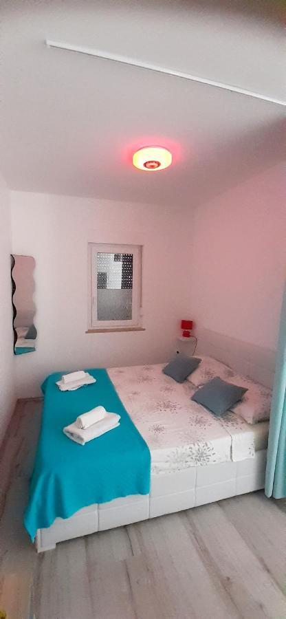 Lennida Studio Apartman With Free Parking Kavran Exterior photo