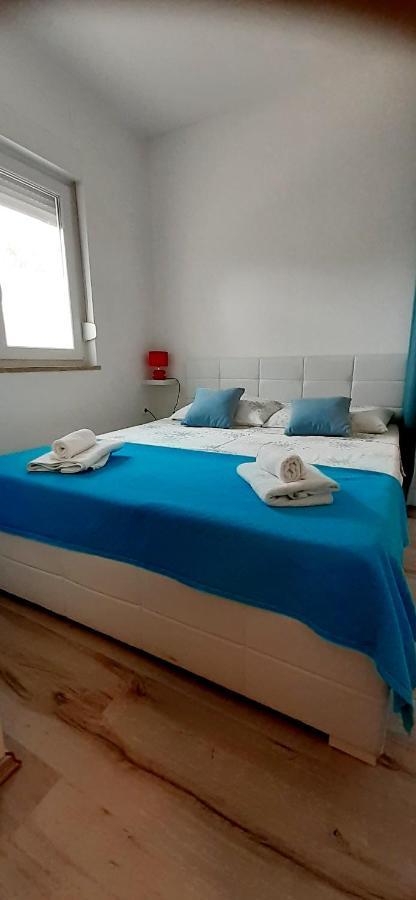 Lennida Studio Apartman With Free Parking Kavran Exterior photo