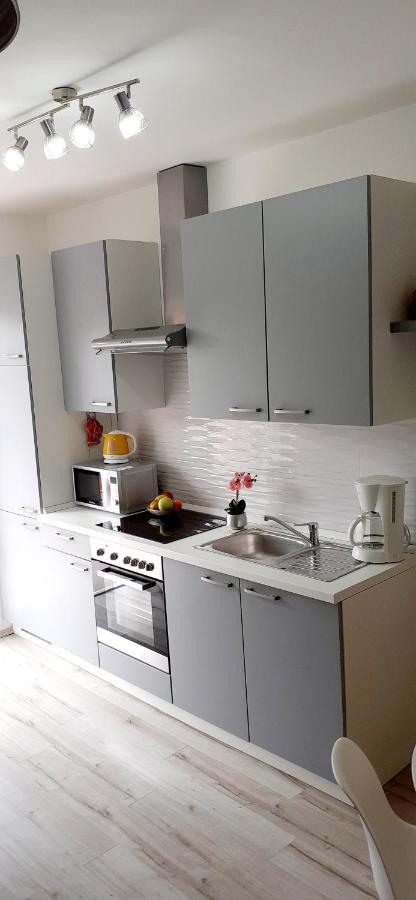 Lennida Studio Apartman With Free Parking Kavran Exterior photo